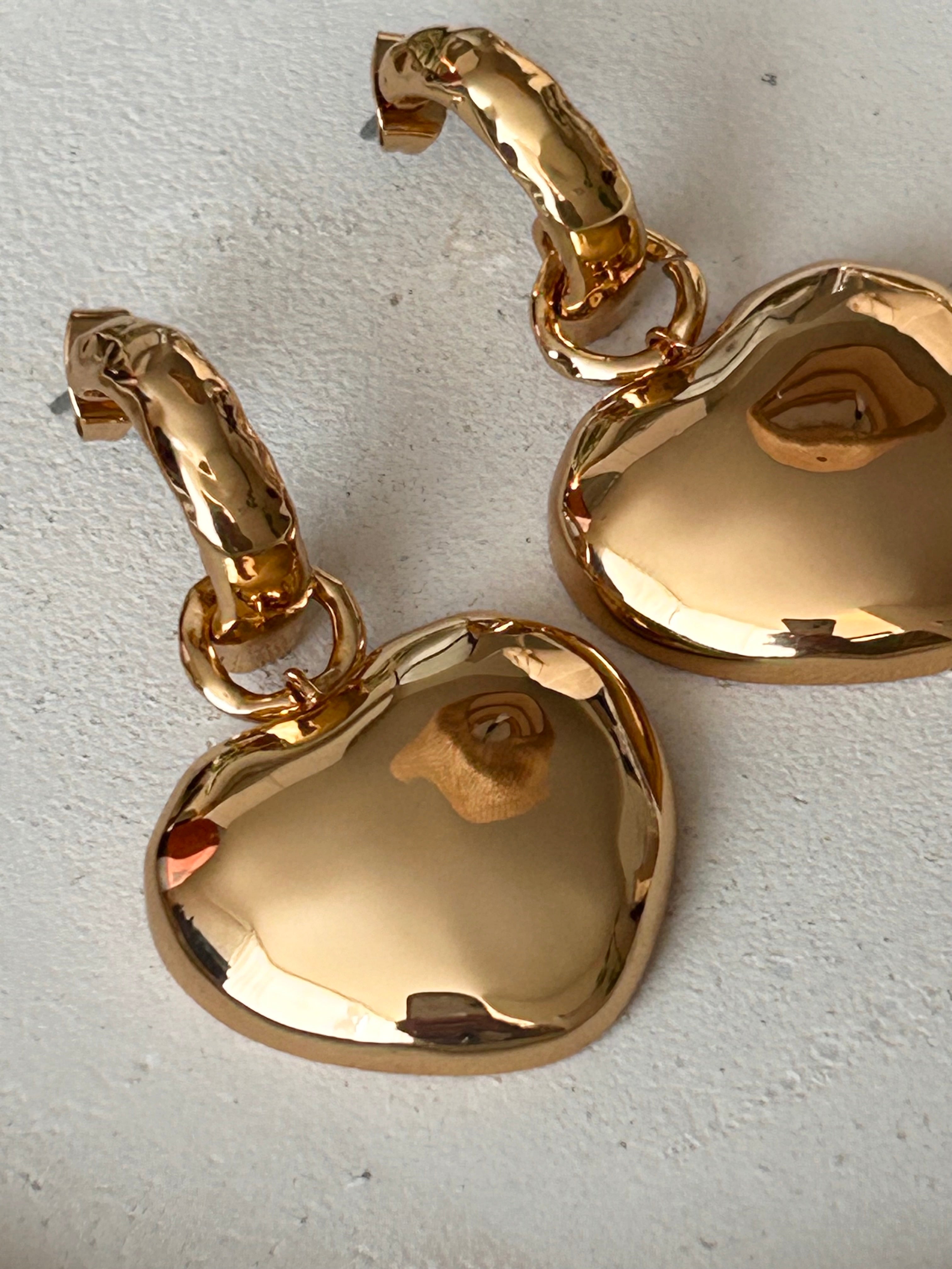 Gold heart