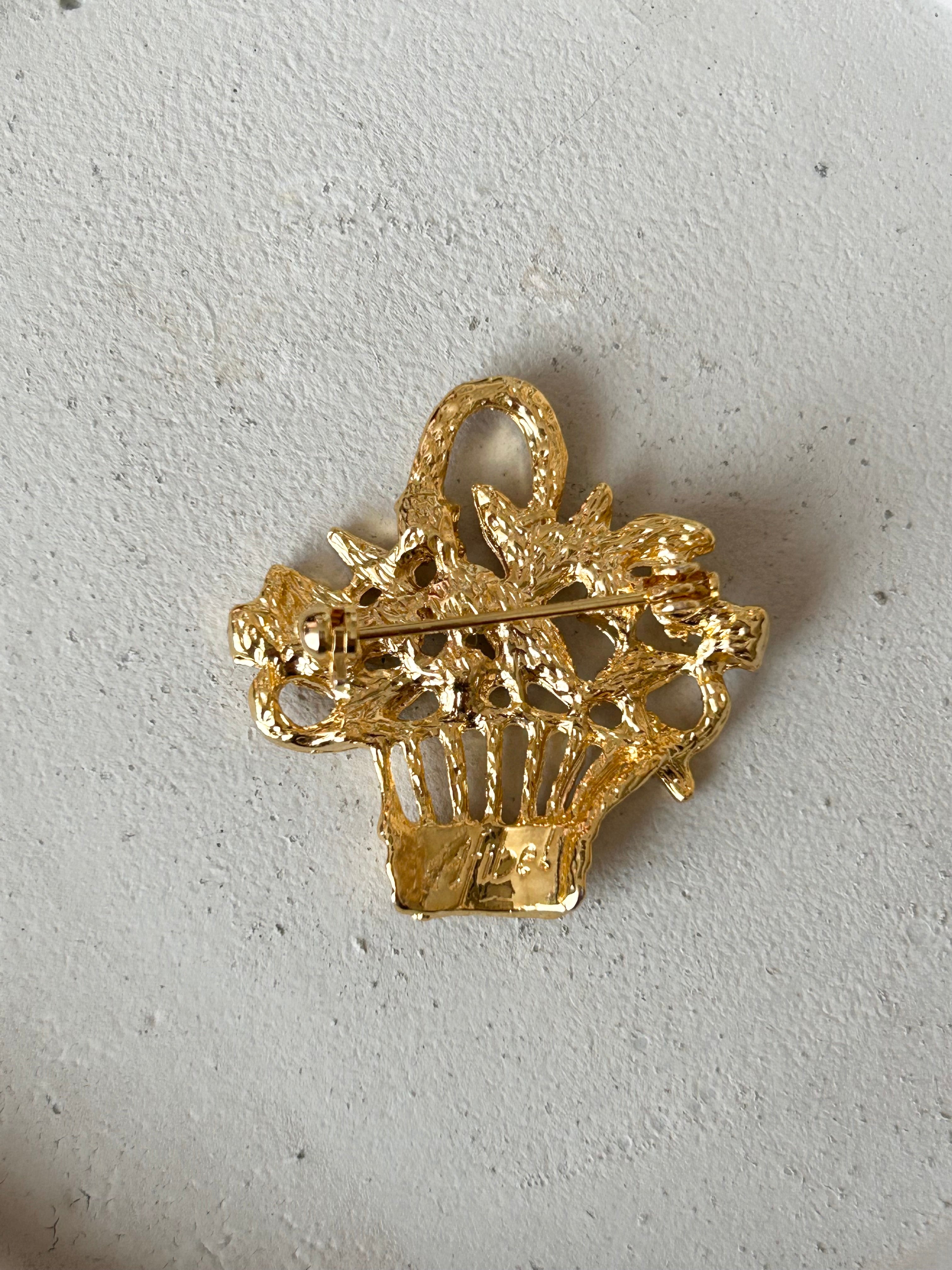 flower basket brooch