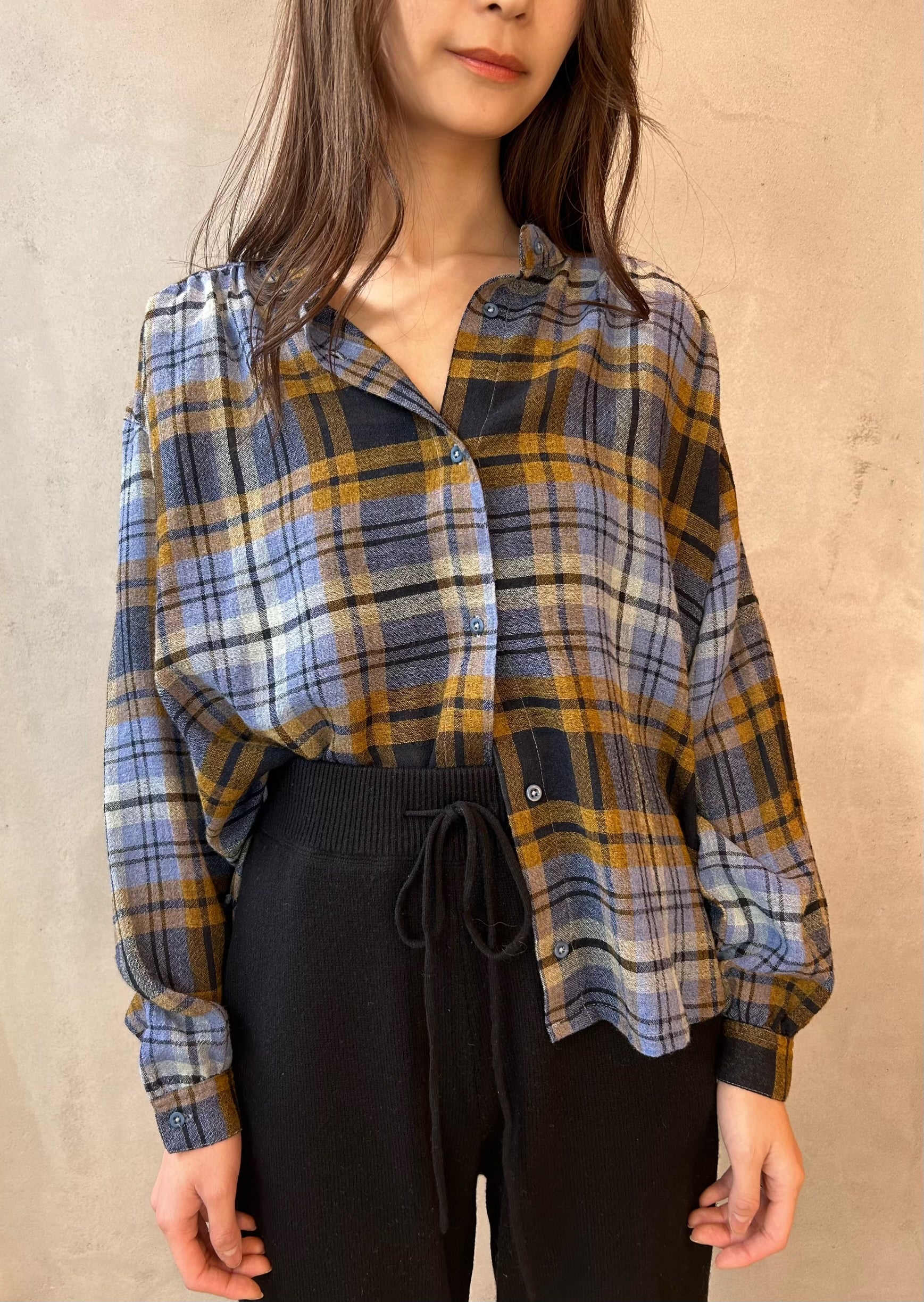 オーバーシルエットクロップドシャツ