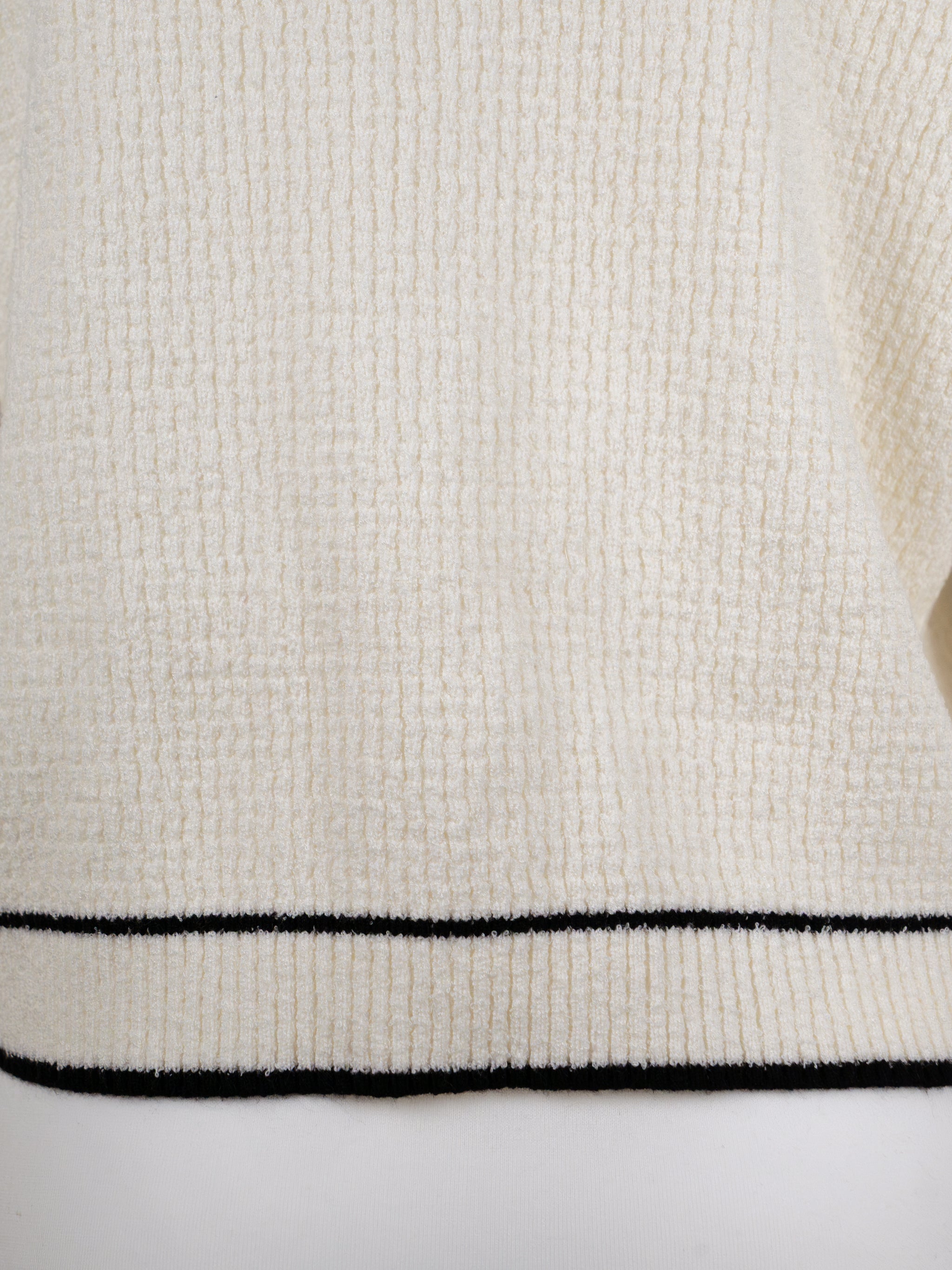 CROPPED KNIT CARDIGAN