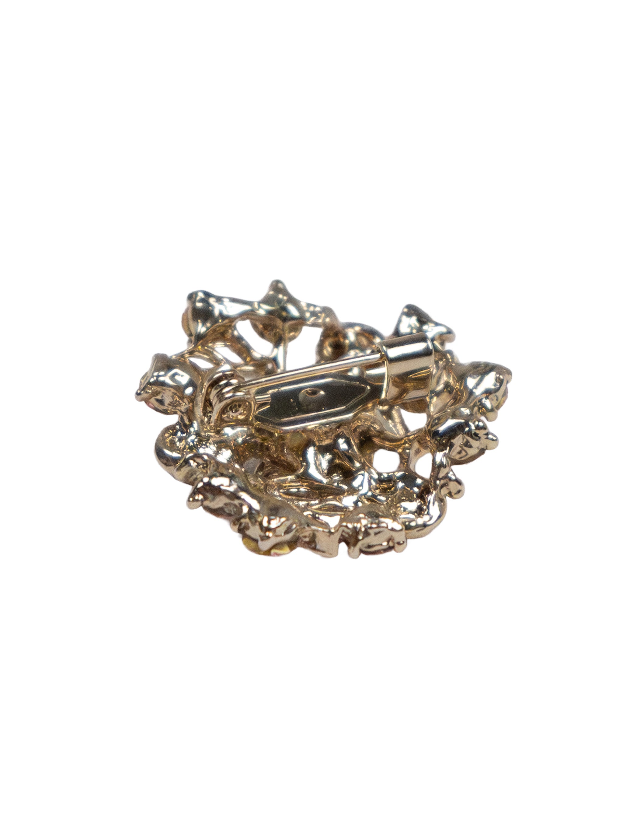 classical flower brooch