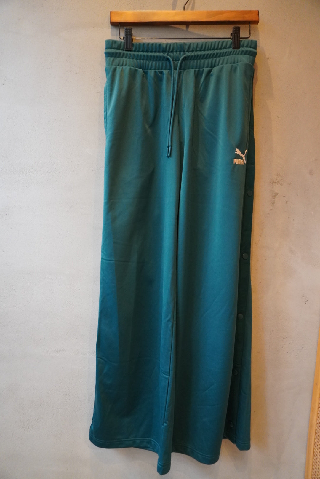 Vintage puma classics poppper Pants cold green