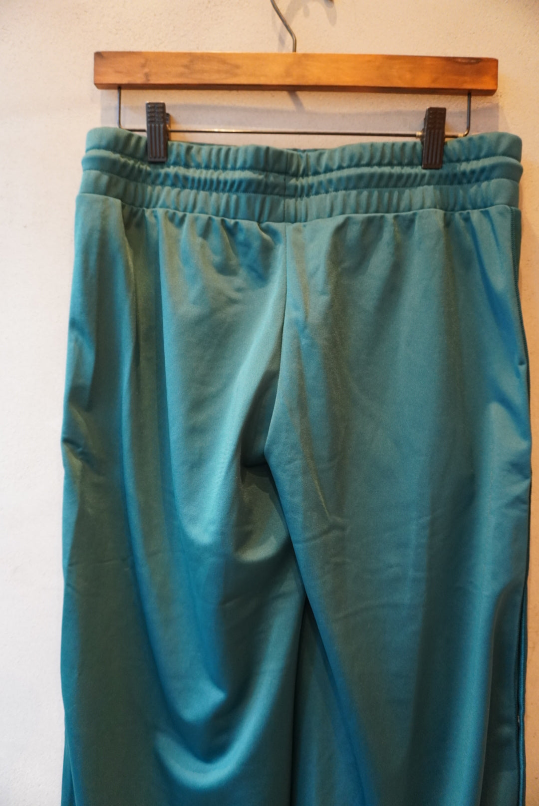 VINTAGE PUMA POPPER PANTS – COLD GREEN