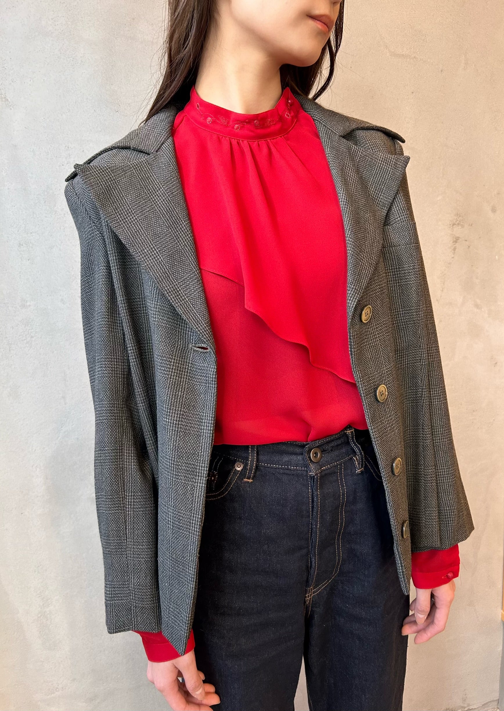 wide lapel jacket