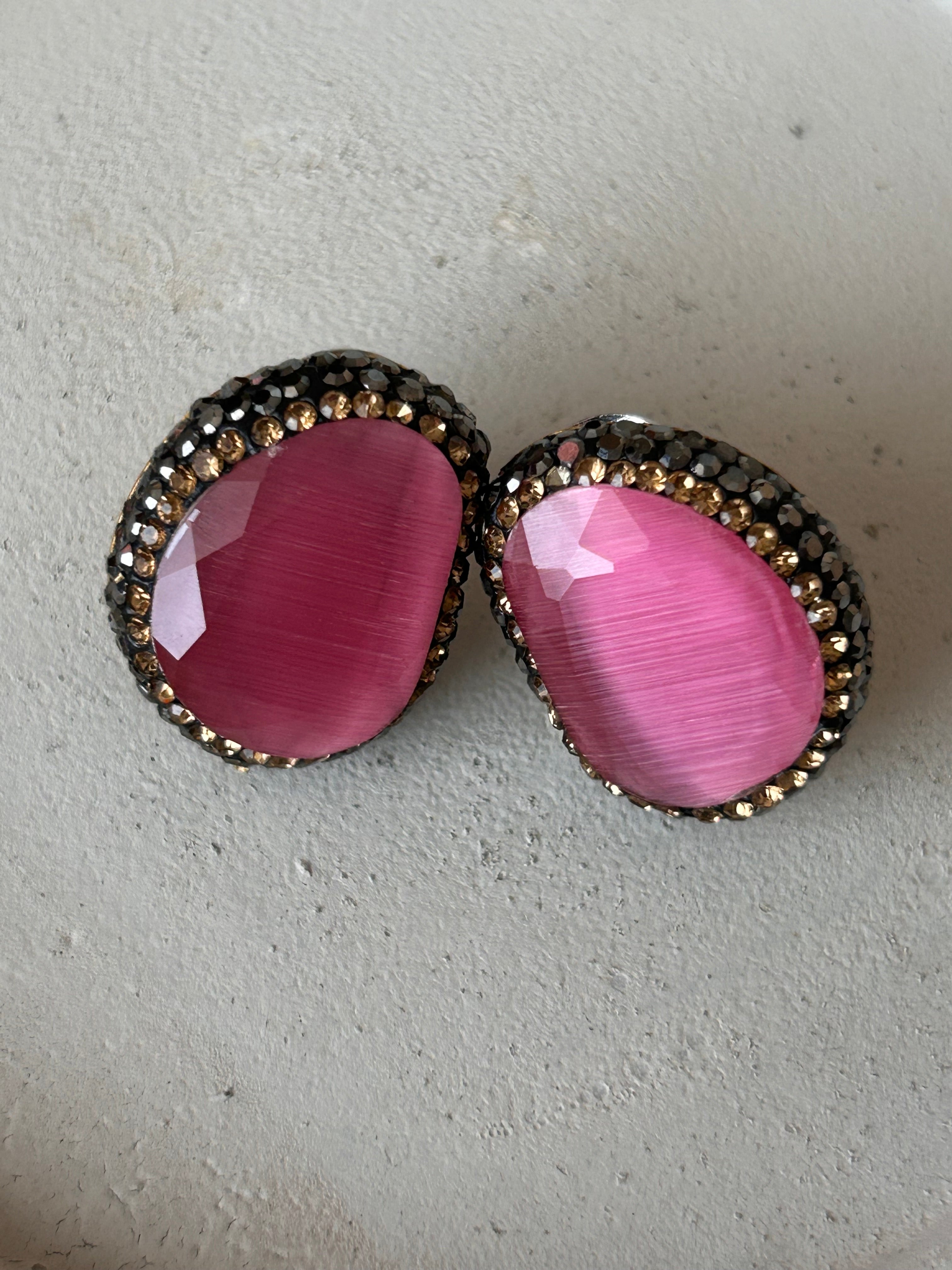 tiara vintage earrings