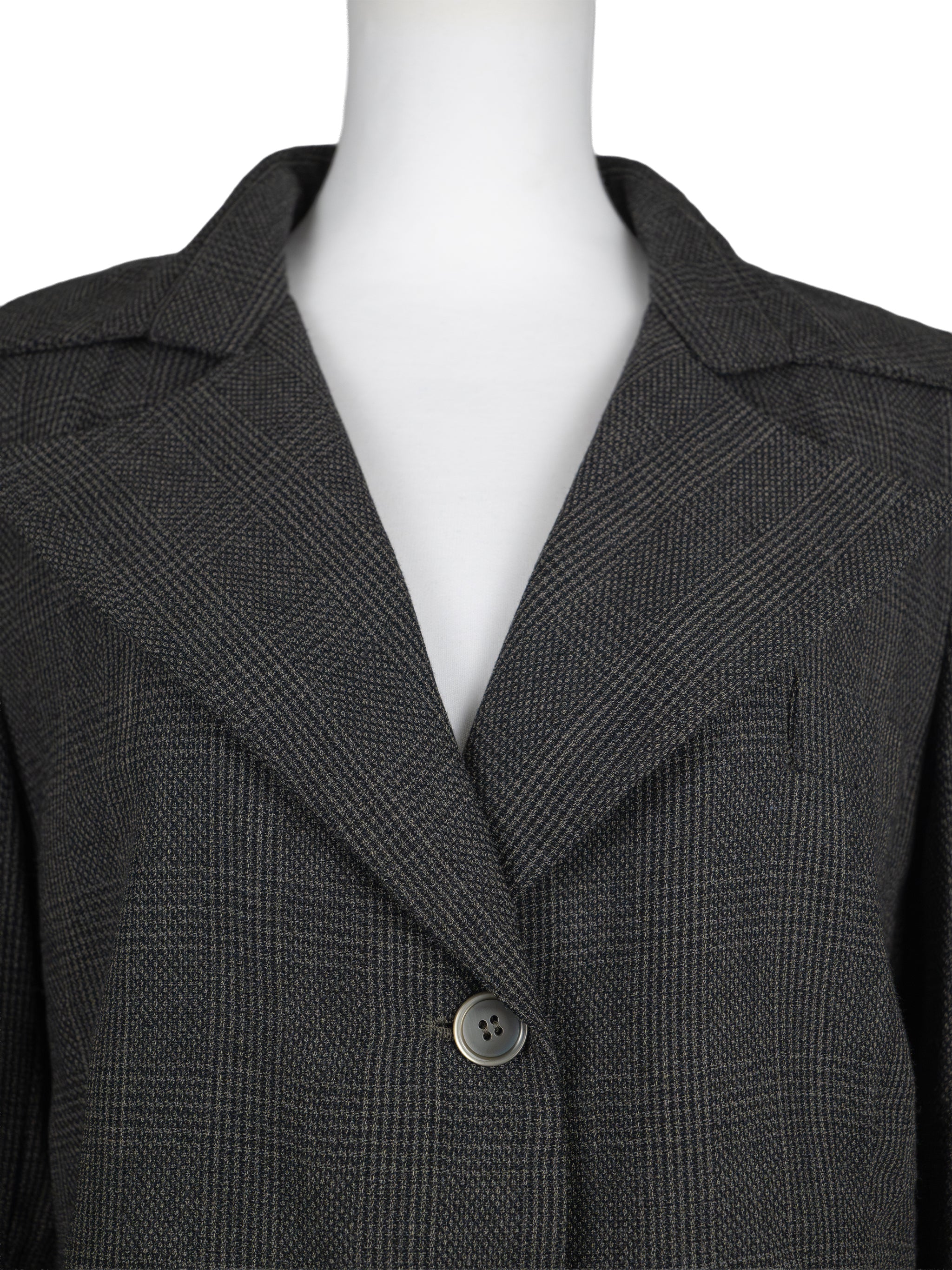 wide lapel jacket