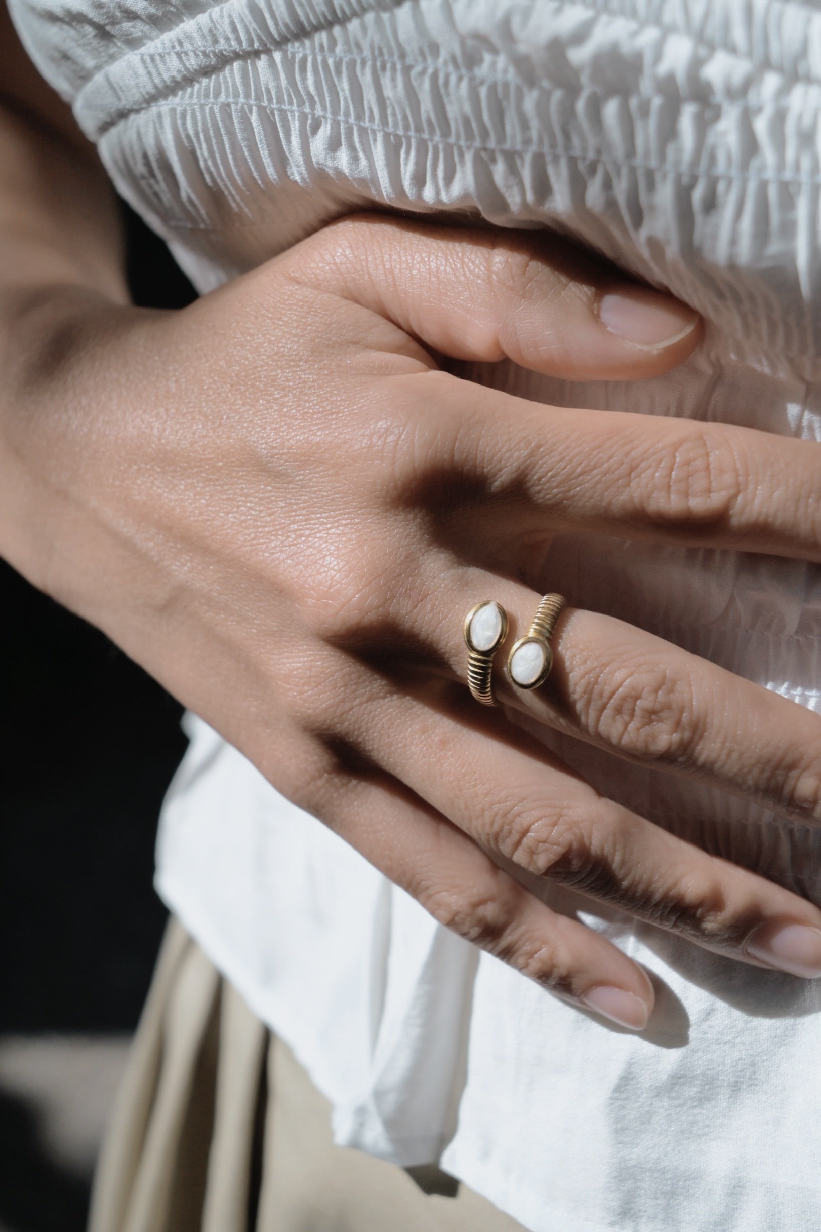 TWIN OVAL WRAP RING