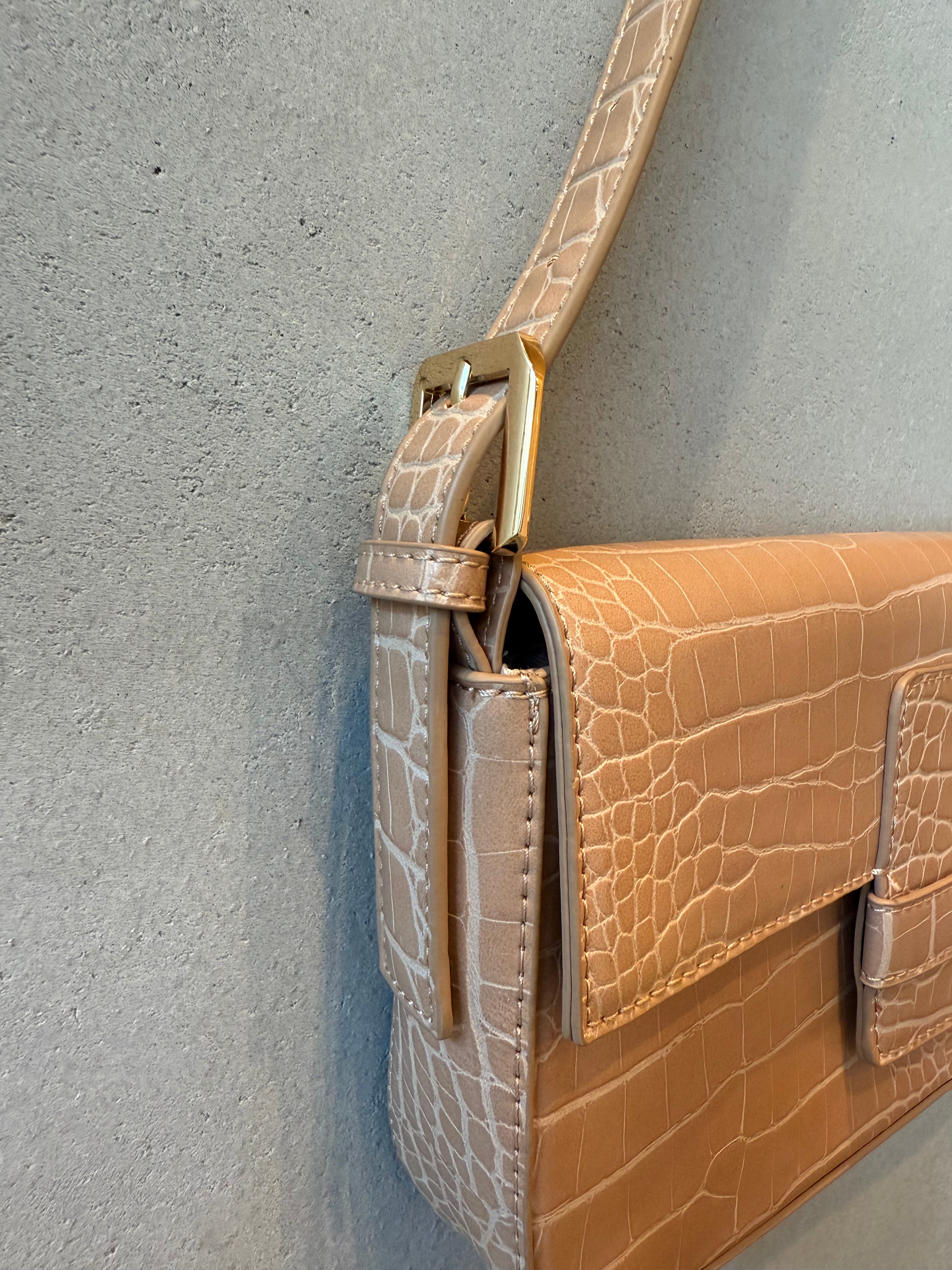 two-tone small shoulder bag